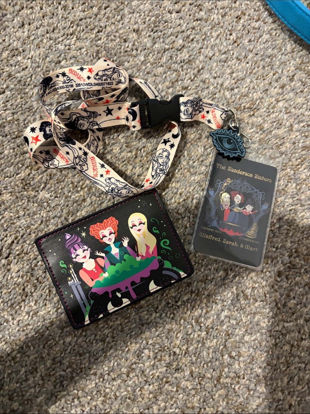 Sanderson Sisters Lanyard and Cardholder -(Read)